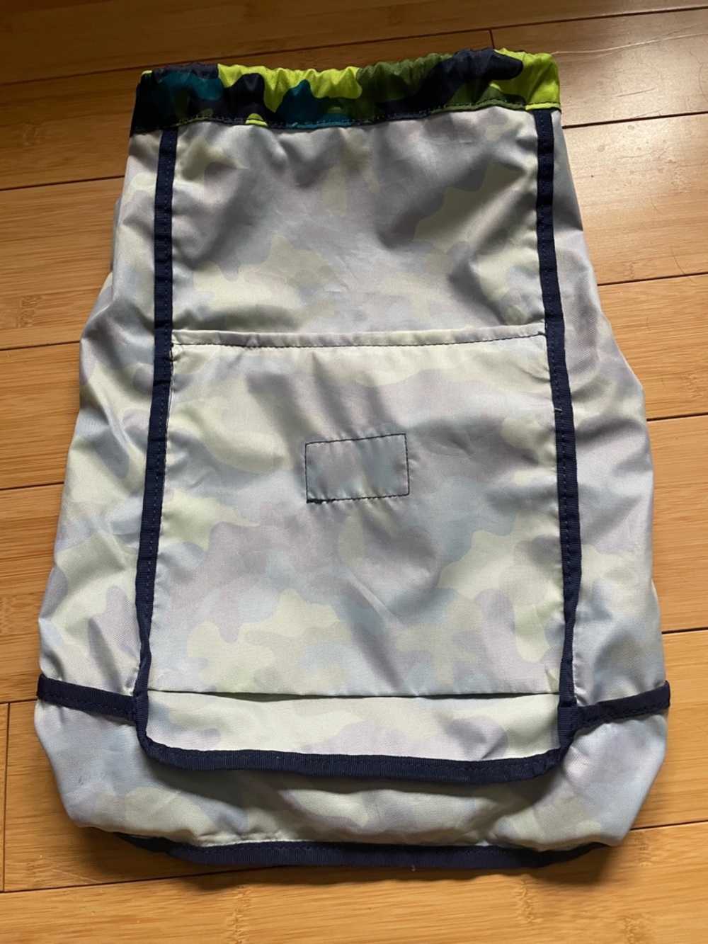 Lands End Drawstring Bag - Picture 4 of 4